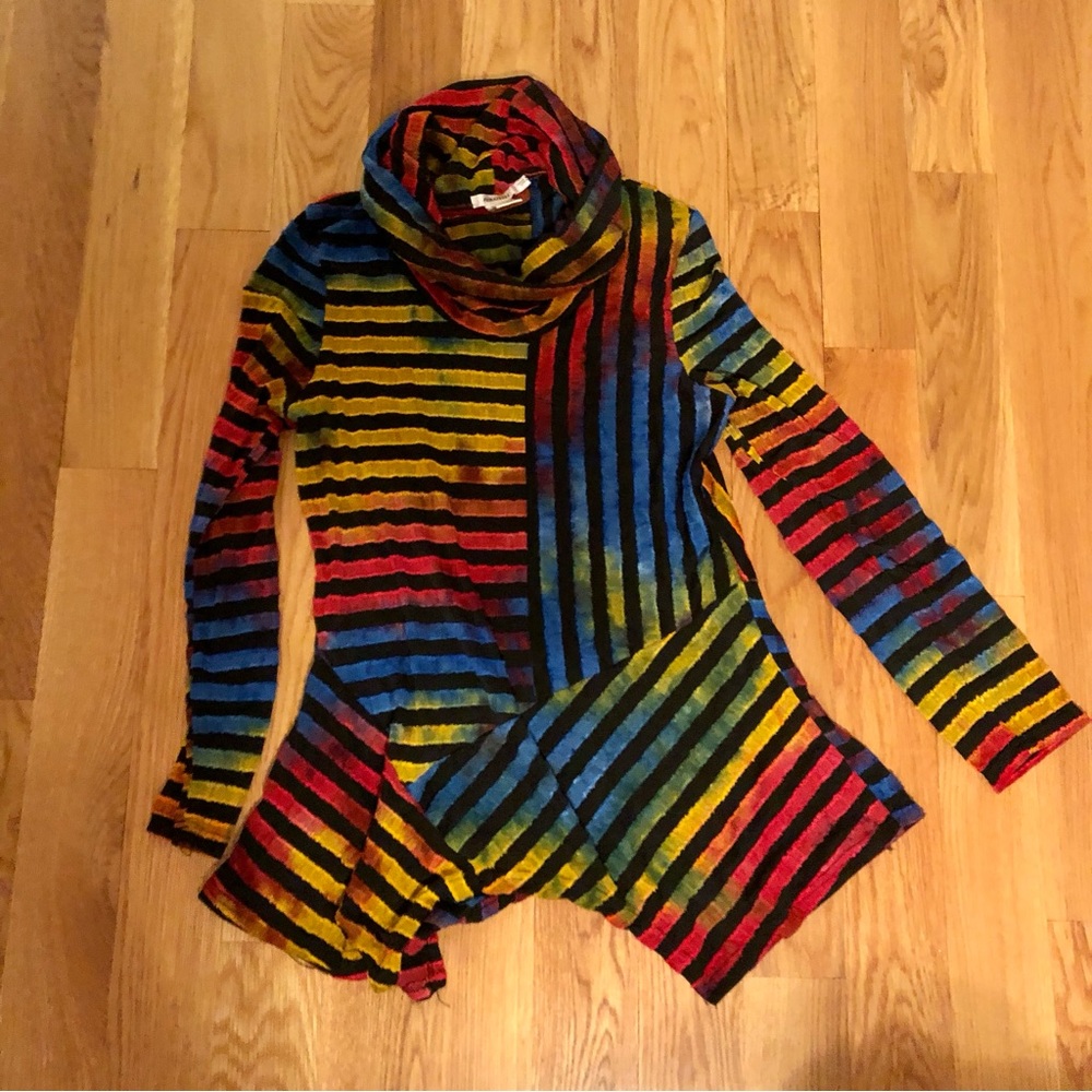 Rainbow mock neck long sleeve shirt size small